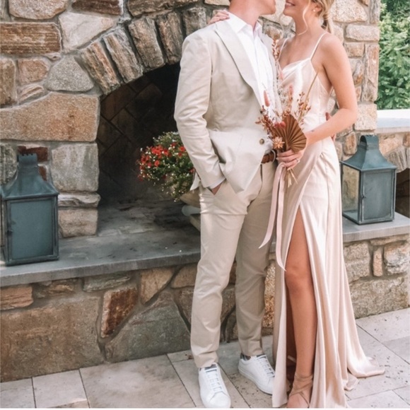 FAME & PARTNERS NWT Champagne Gown 12 - Picture 4 of 10